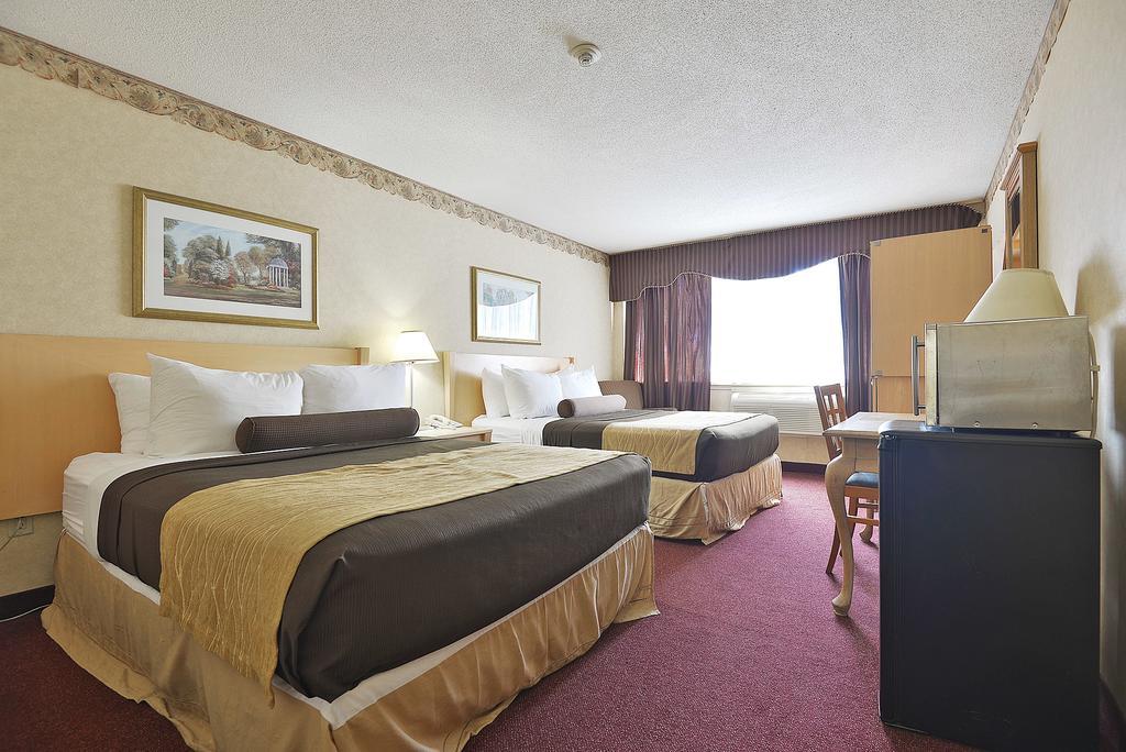 The Marigold Hotel Brampton Dış mekan fotoğraf